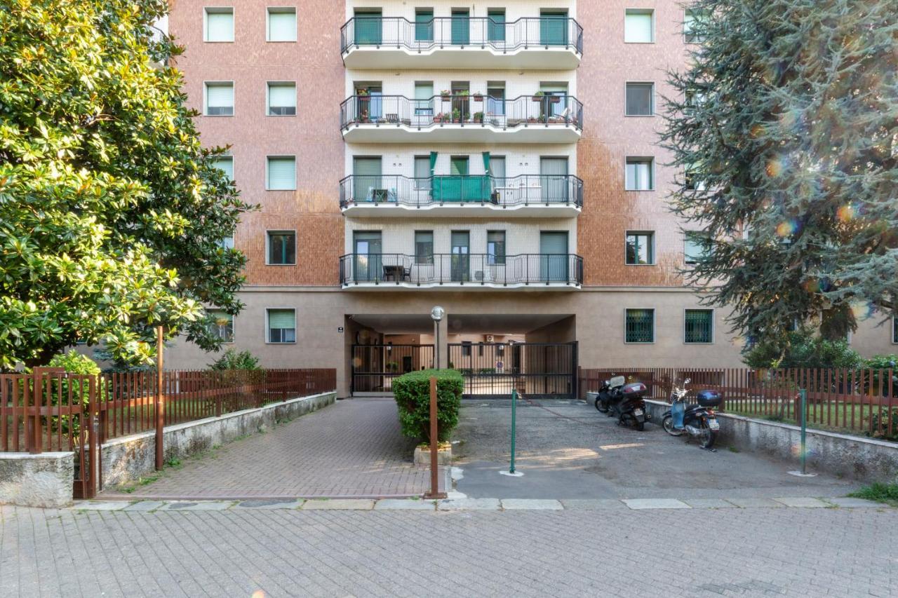 Apartament Martesana Flat With Balcony - M1 Gorla And Turro Mediolan Zewnętrze zdjęcie
